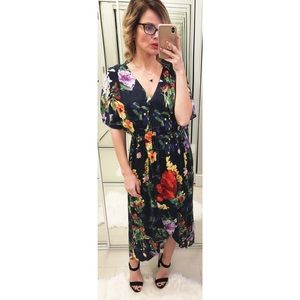 alice and olivia clarine dress